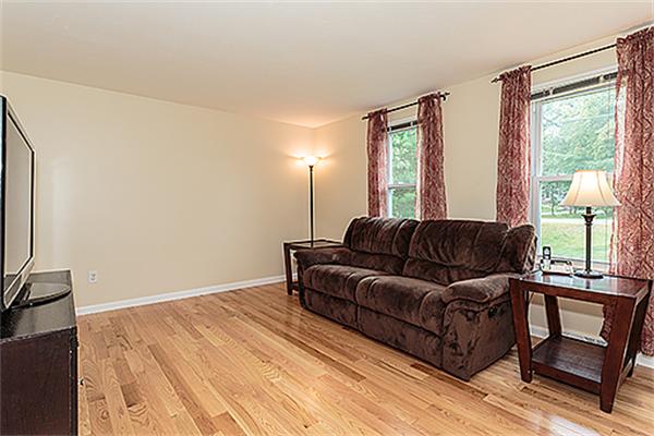 600 Whipple Road Tewksbury, MA 01876 - Photo 7 of 20 Gallery Image 7