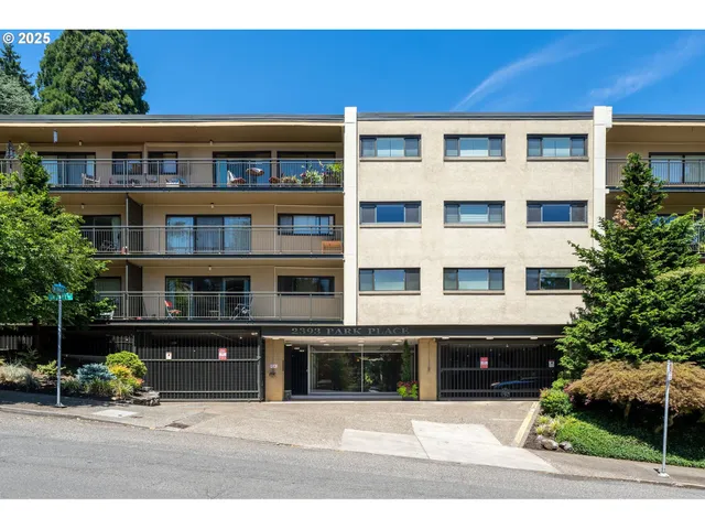 $325,000 | 2393 Southwest Park Place, Unit 106, Portland, OR 97205