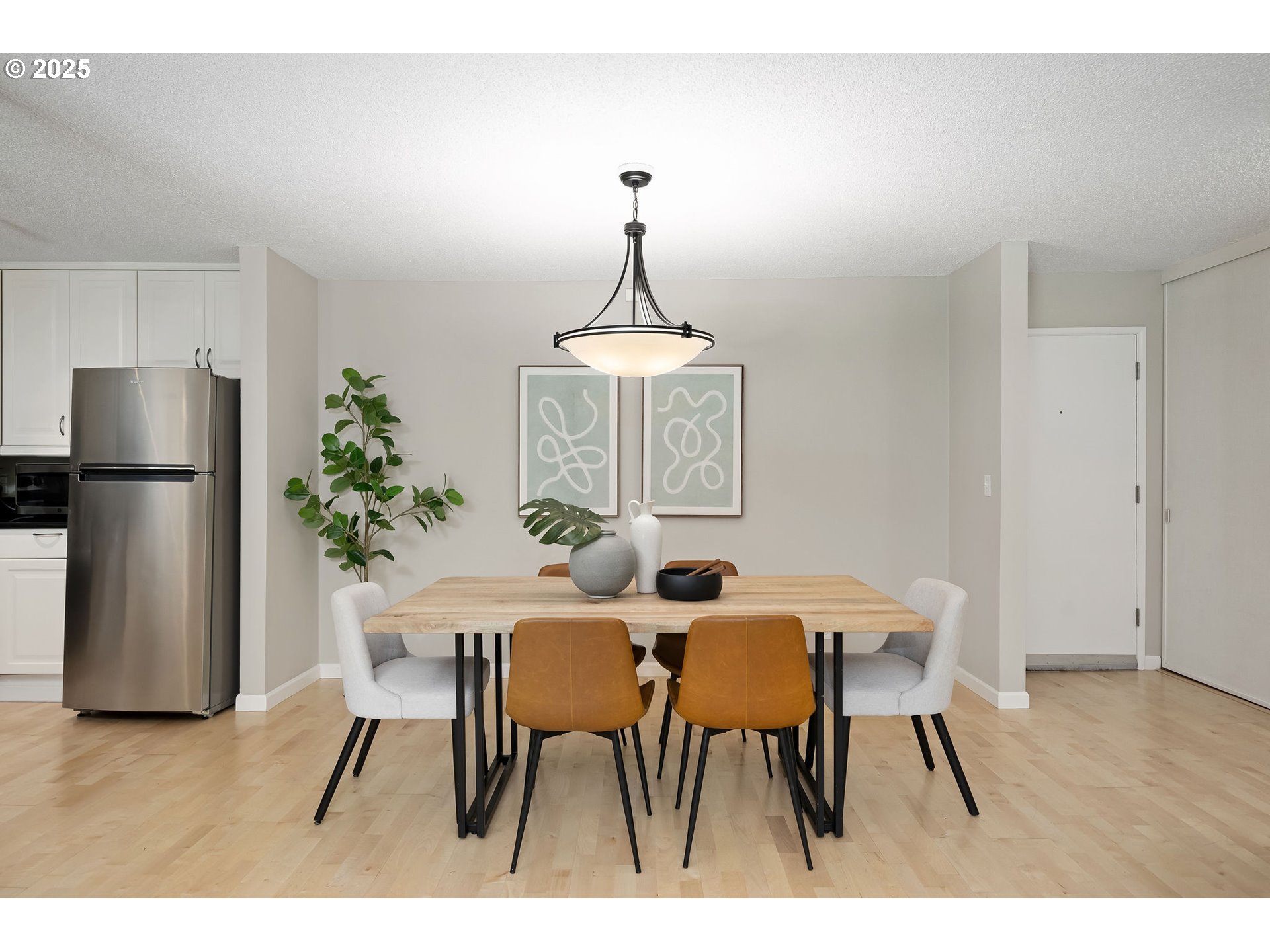 2393 Southwest Park Place, Unit 106 Portland, OR 97205 - Photo 13 of 38