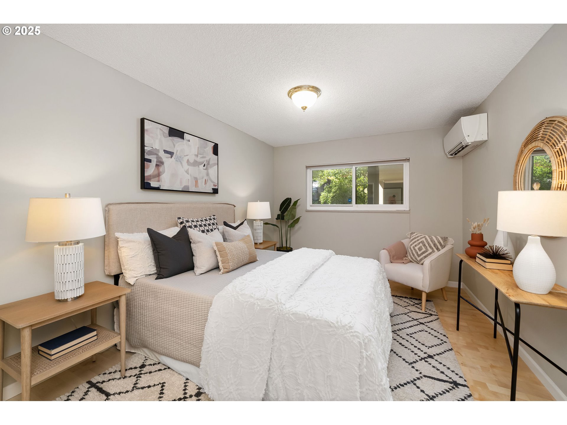 2393 Southwest Park Place, Unit 106 Portland, OR 97205 - Photo 18 of 38