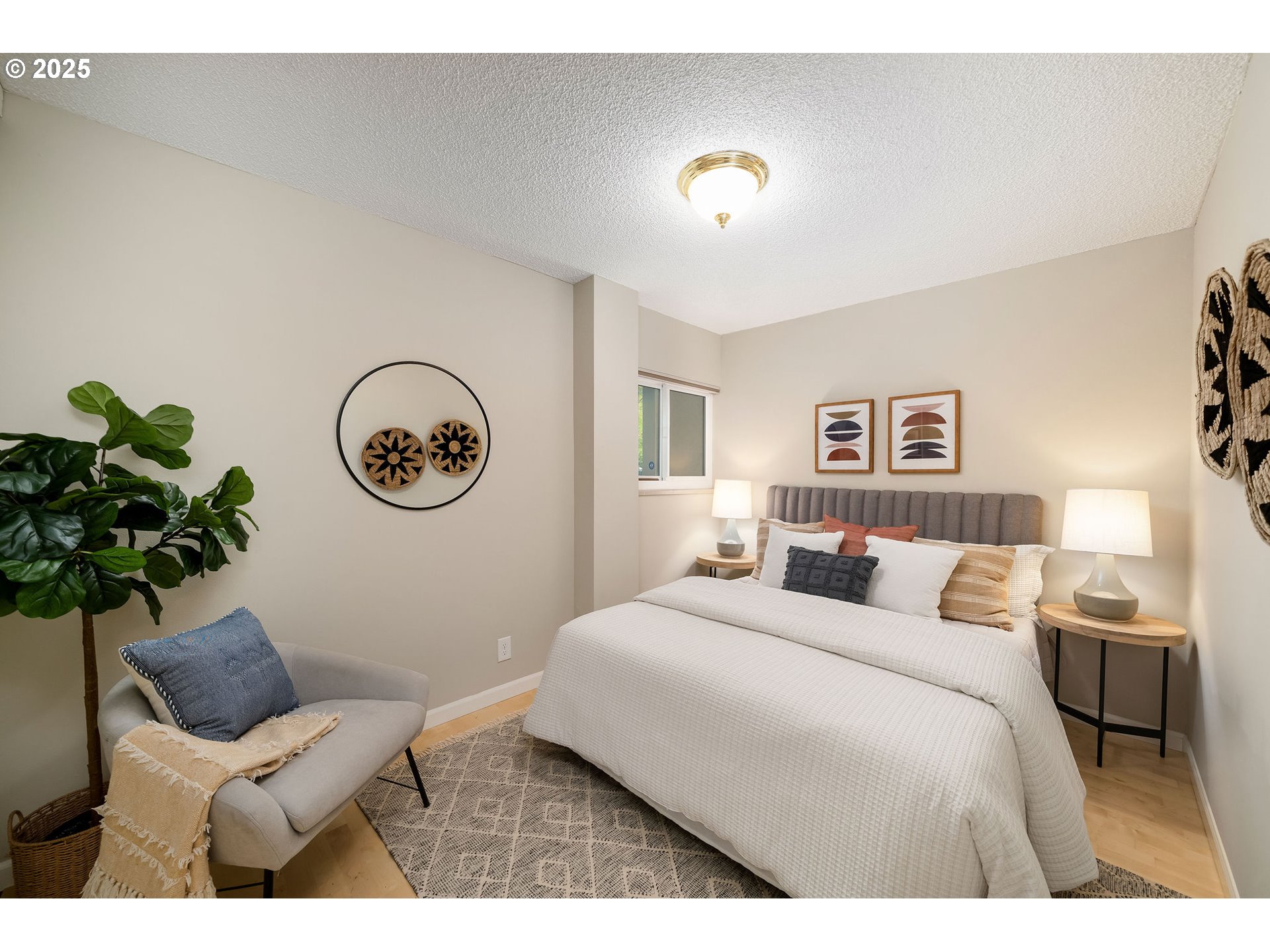 2393 Southwest Park Place, Unit 106 Portland, OR 97205 - Photo 22 of 38