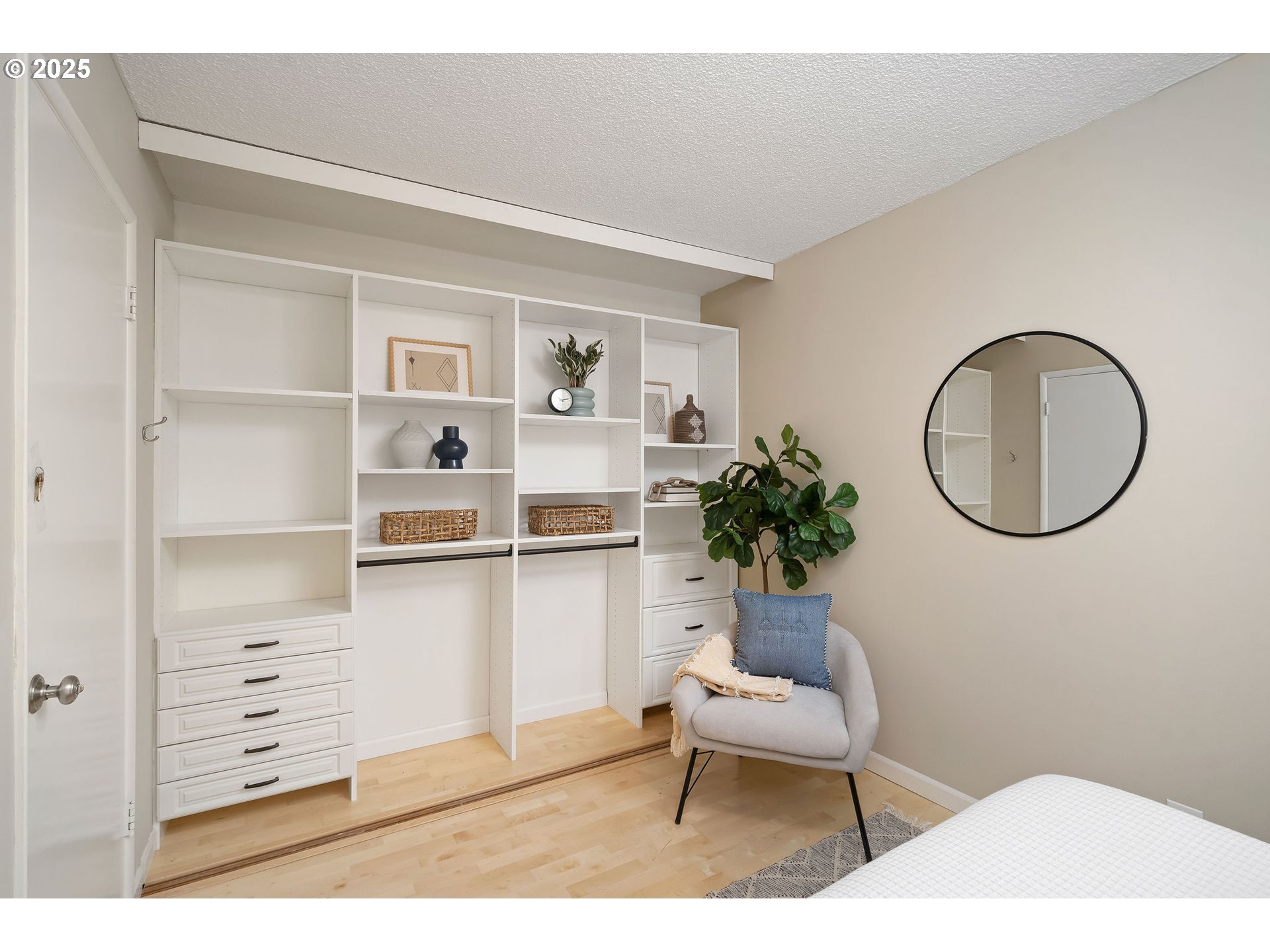 2393 Southwest Park Place, Unit 106 Portland, OR 97205 - Photo 23 of 38