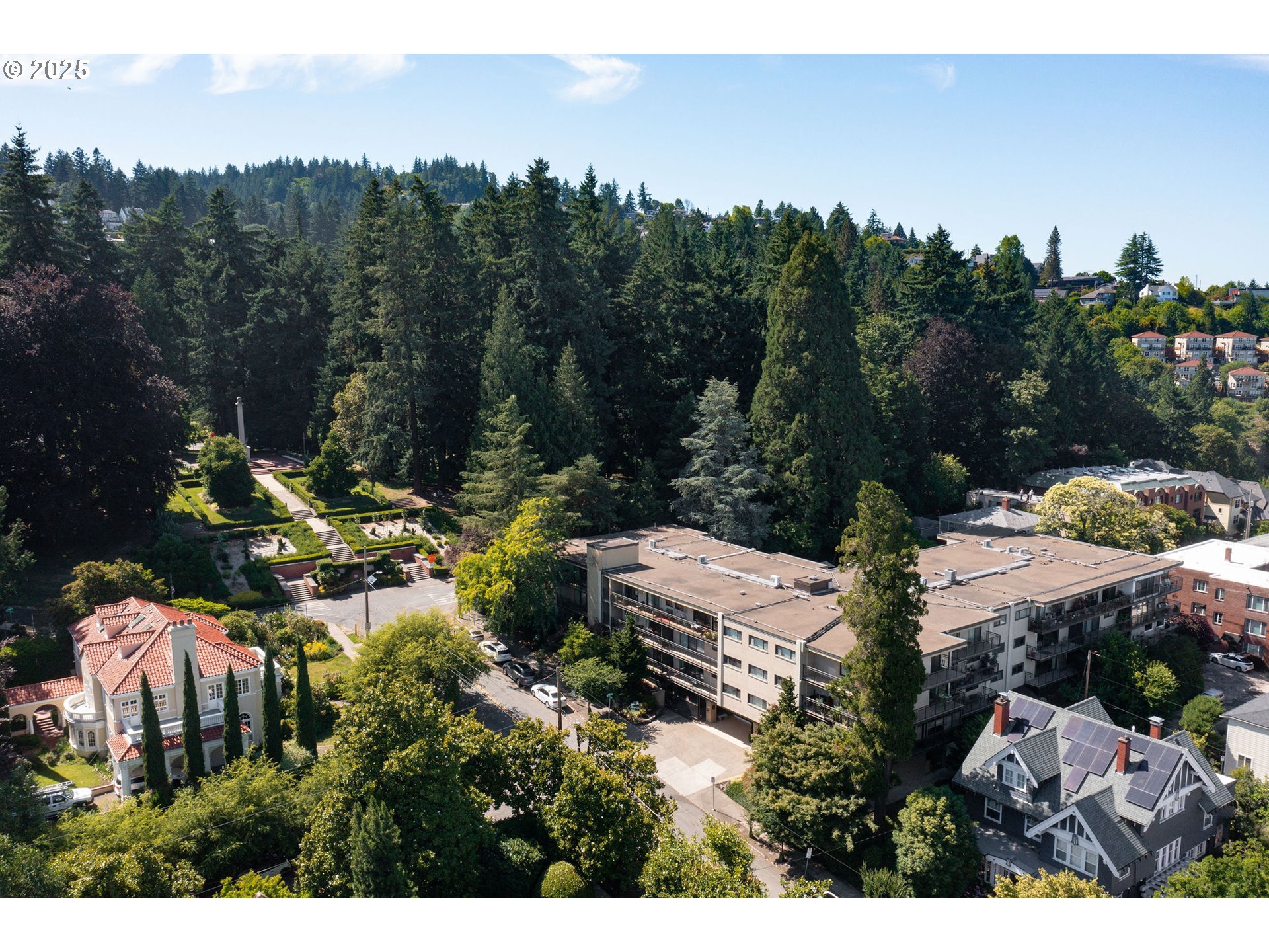 2393 Southwest Park Place, Unit 106 Portland, OR 97205 - Photo 38 of 38
