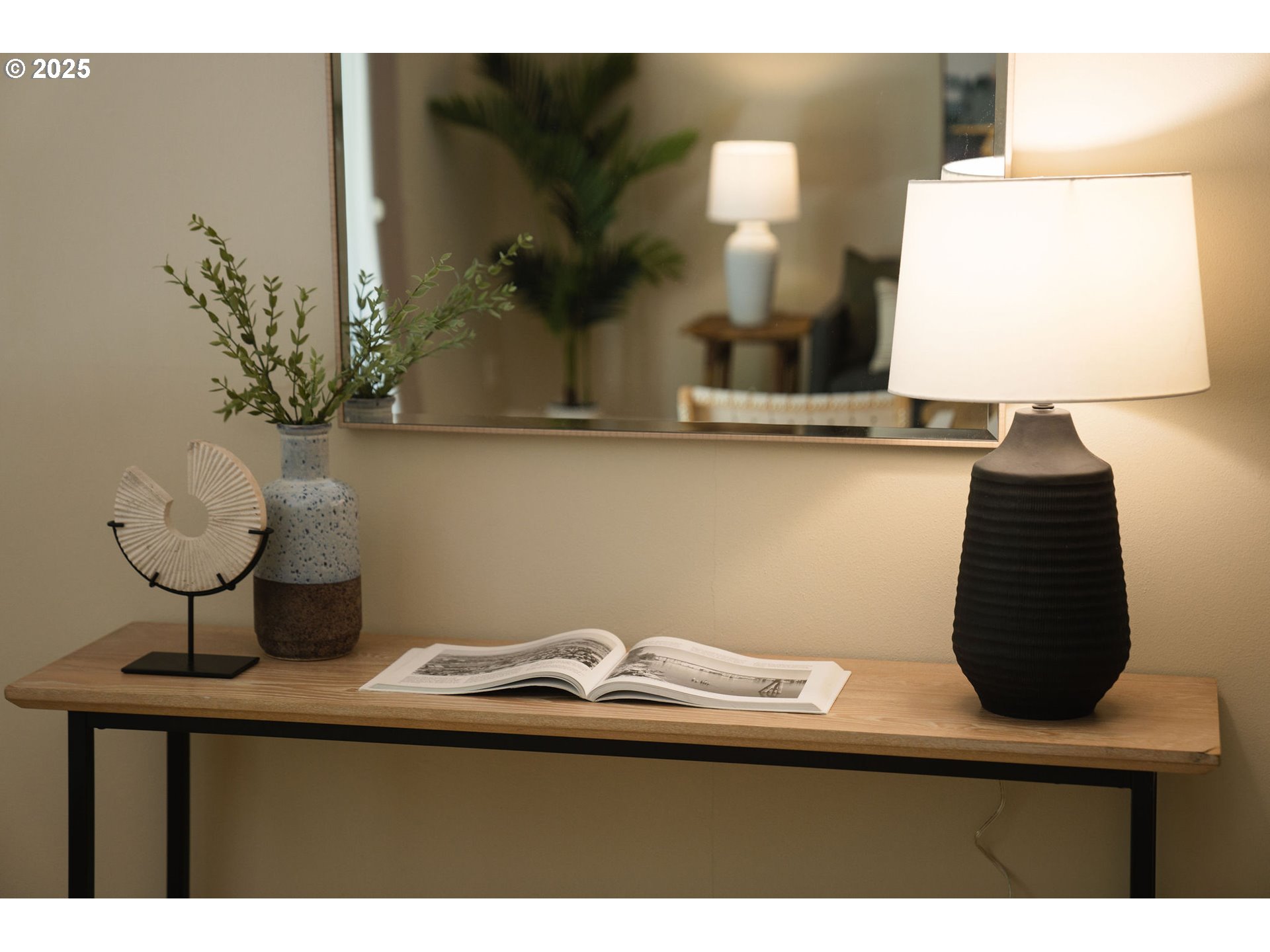 2393 Southwest Park Place, Unit 106 Portland, OR 97205 - Photo 9 of 38