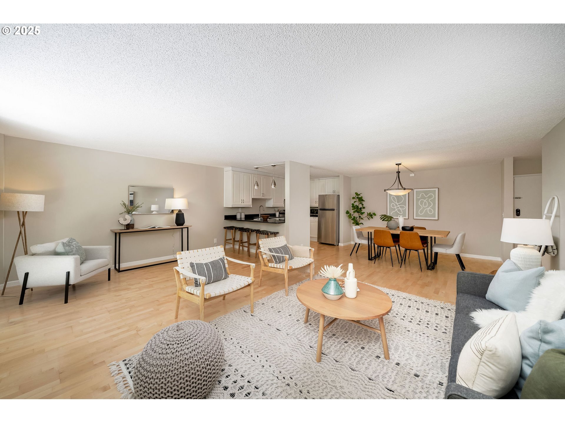 2393 Southwest Park Place, Unit 106 Portland, OR 97205 - Photo 10 of 38