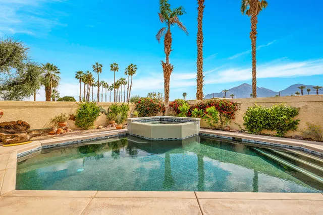 a view of multiple houses with a outdoor space