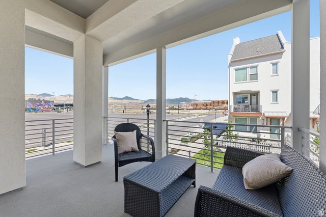 11021 South Freestone Road, Unit 121 South Jordan, UT 84009 - Photo 28 of 31 *Photo is of a previously built home of same plan for example only. Options will vary*