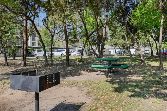 $140,000 | 2320 Gracy Farms Lane, Unit 311, Austin, TX 78758