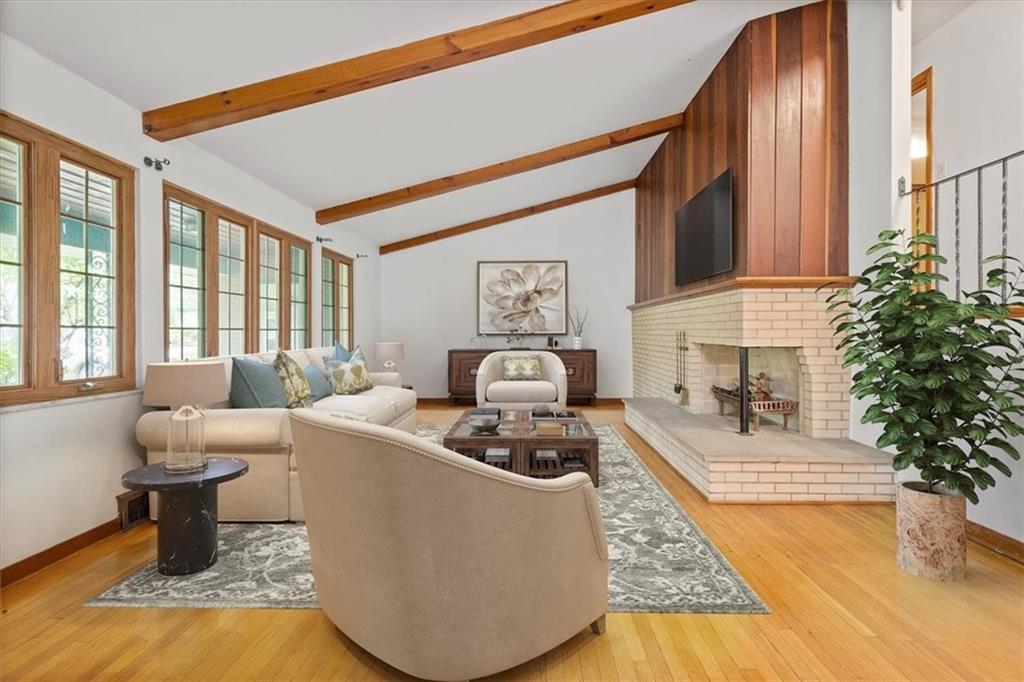 511 Edgewood Road Pittsburgh, PA 15221 - Photo 5 of 25 Gallery Image 5