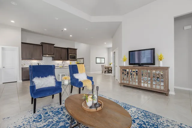 $359,412 | 412 Northern Pike Drive, Conroe, TX 77318