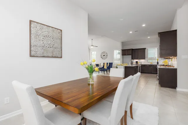 $359,412 | 412 Northern Pike Drive, Conroe, TX 77318