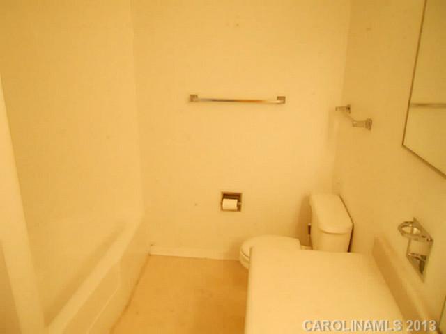 2634 Park Road, Unit B Charlotte, NC 28209 - Photo 12 of 15