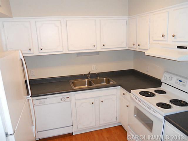 2634 Park Road, Unit B Charlotte, NC 28209 - Photo 4 of 15