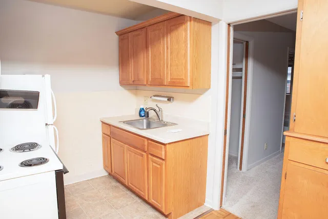 $60,000 | 2121 Clawson Avenue, Unit 205, Royal Oak, MI 48073