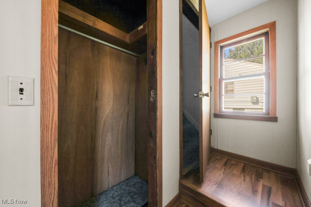 1702 Far View Road Akron, OH 44312 - Photo 8 of 49 Closet featuring elevator