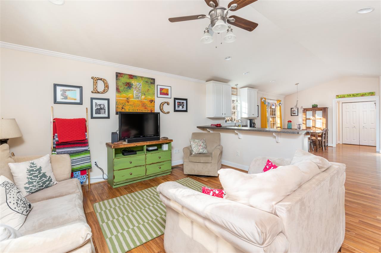 73 Brookmill Road Stuarts Draft, VA 24477 - Photo 7 of 35 Gallery Image 7