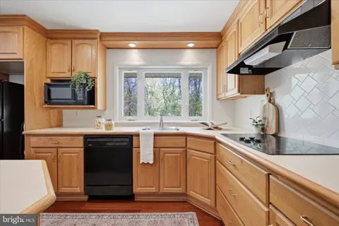 $499,900 | 1369 Piedmont Drive, Downingtown, PA 19335
