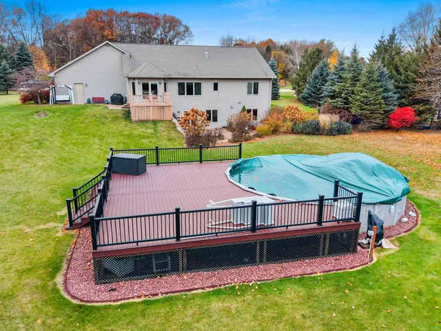 $579,900 | 2378 Autumn Ridge Trail, Green Bay, WI 54313