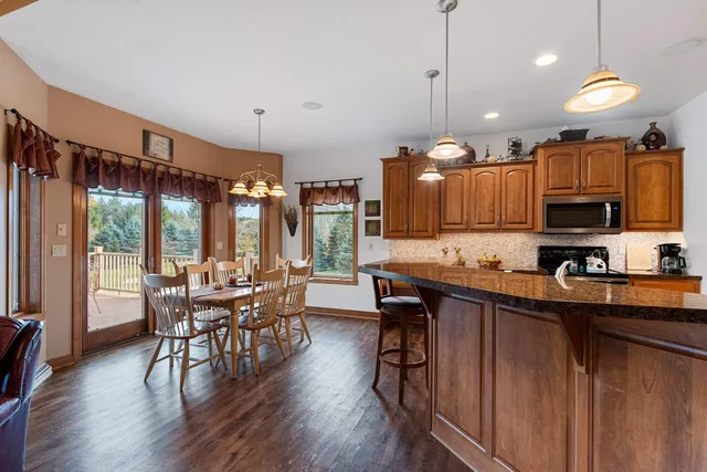 $579,900 | 2378 Autumn Ridge Trail, Green Bay, WI 54313