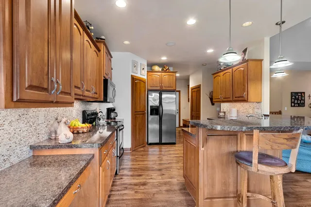 $579,900 | 2378 Autumn Ridge Trail, Green Bay, WI 54313