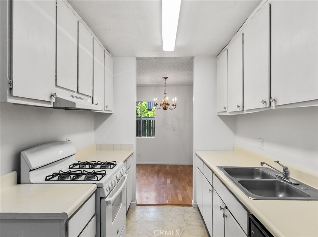 4919 Indian Wood Road, Unit 396 Culver City, CA 90230 - Photo 15 of 44