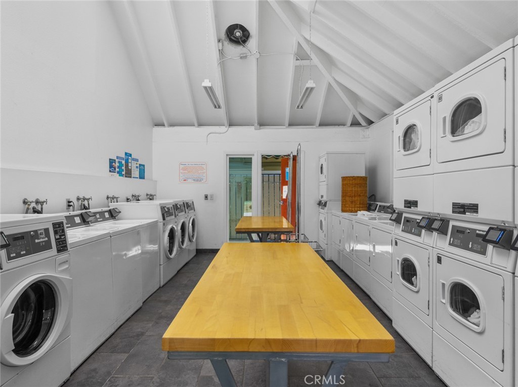 4919 Indian Wood Road, Unit 396 Culver City, CA 90230 - Photo 34 of 44