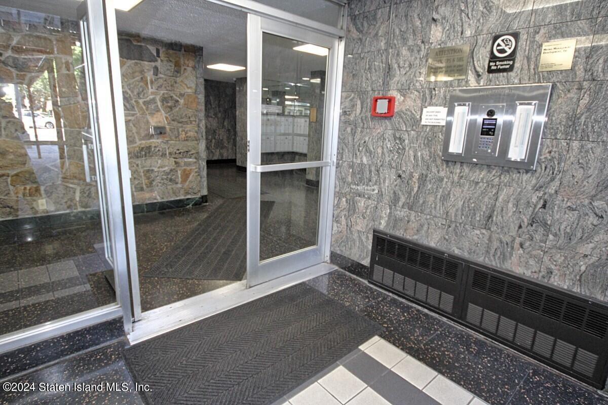 151-31 88th Street, Unit 2F Queens, NY 11414 - Photo 3 of 12 Vestibule