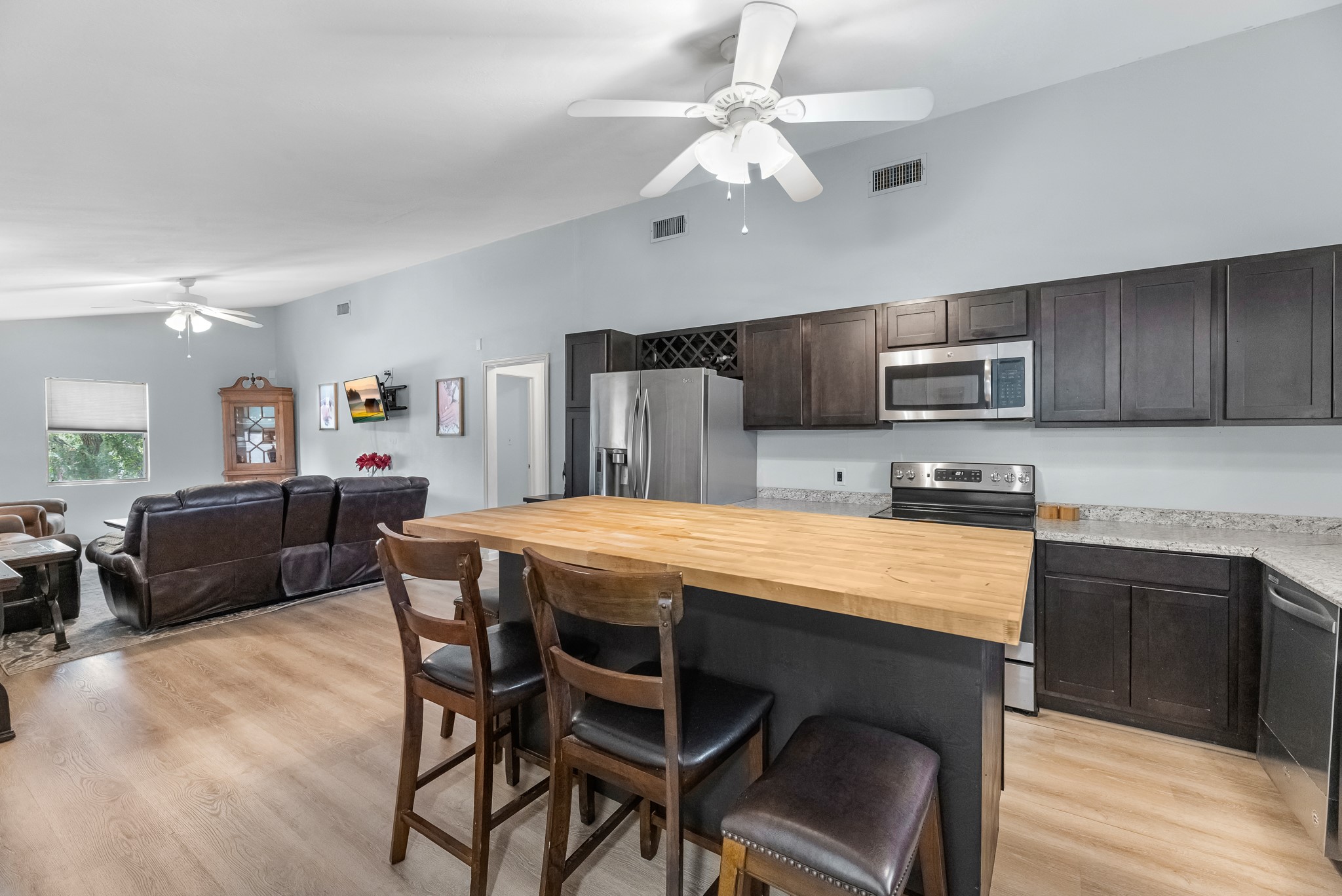 518 Marine Way Freeport, TX 77541 - Photo 14 of 34