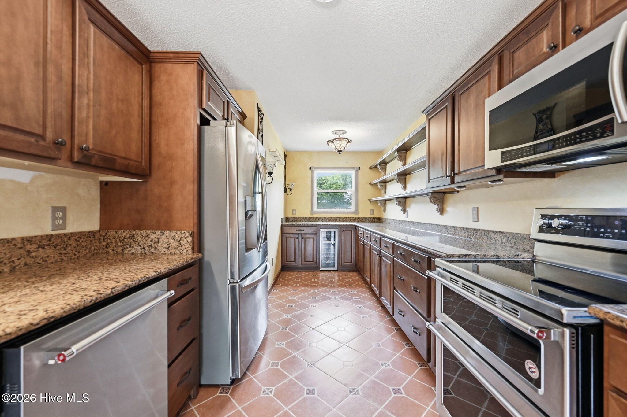 275 Raintree Road Jacksonville, NC 28540 - Photo 14 of 111