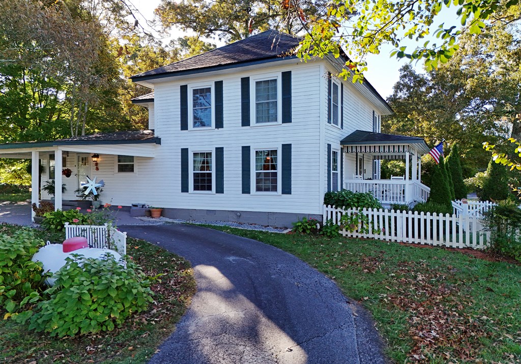 63 Loving Road Morganton, GA 30560 - Photo 45 of 58 a front view of a house with a garden