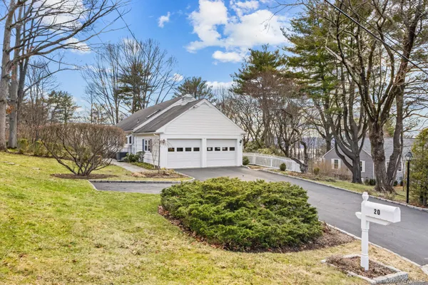 $949,000 | 20 Meadow Road, Briarcliff Manor, NY 10510
