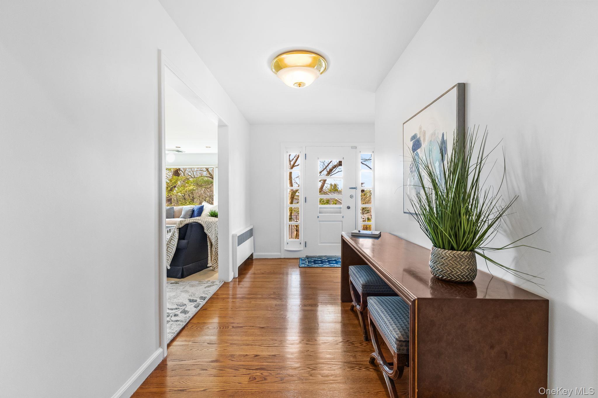 20 Meadow Road Briarcliff Manor, NY 10510 - Photo 4 of 41