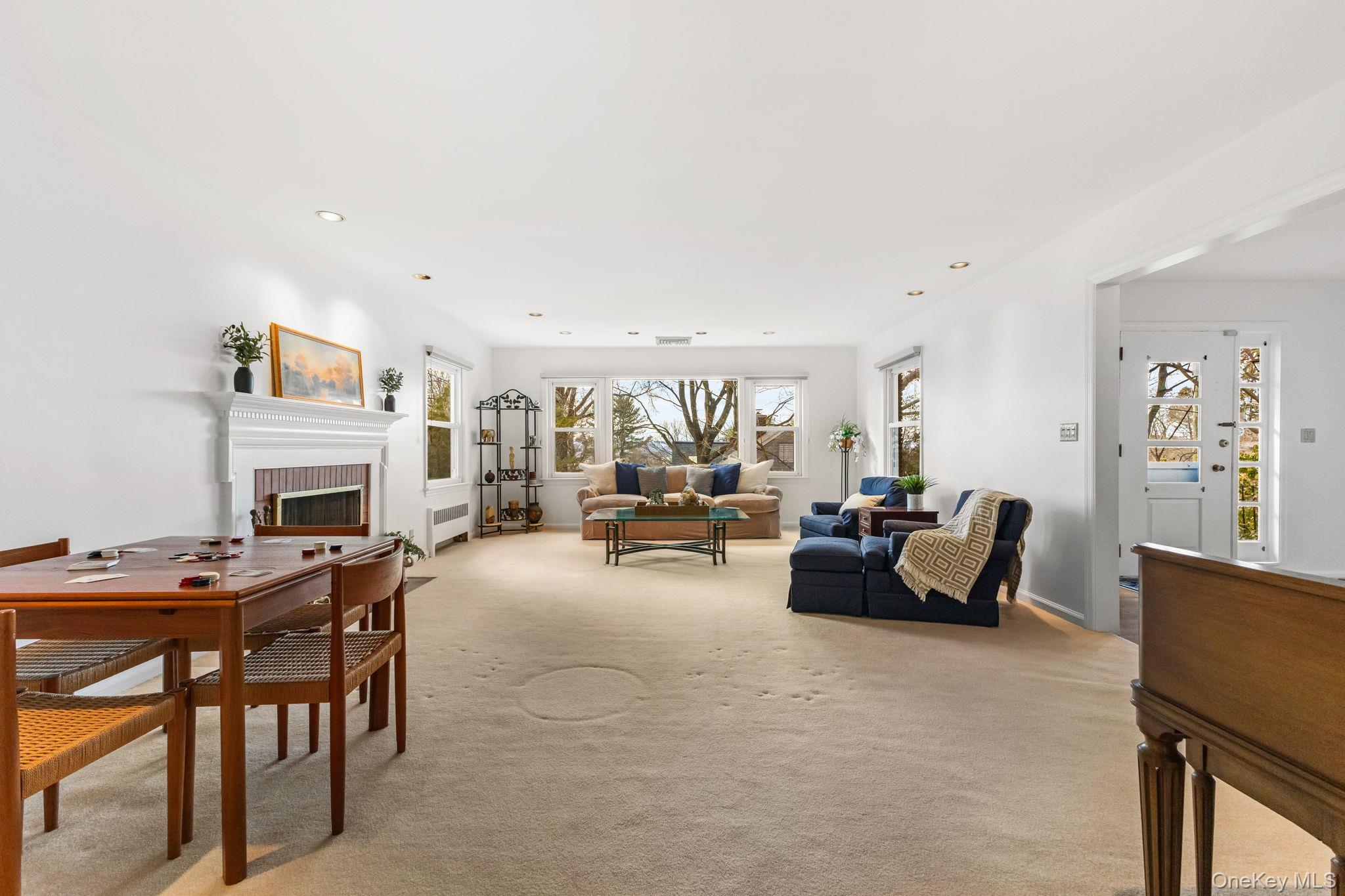 20 Meadow Road Briarcliff Manor, NY 10510 - Photo 7 of 41