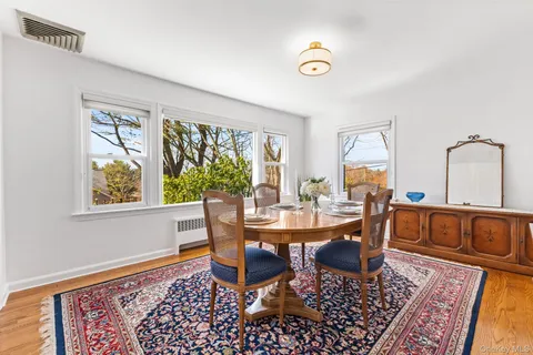 $949,000 | 20 Meadow Road, Briarcliff Manor, NY 10510