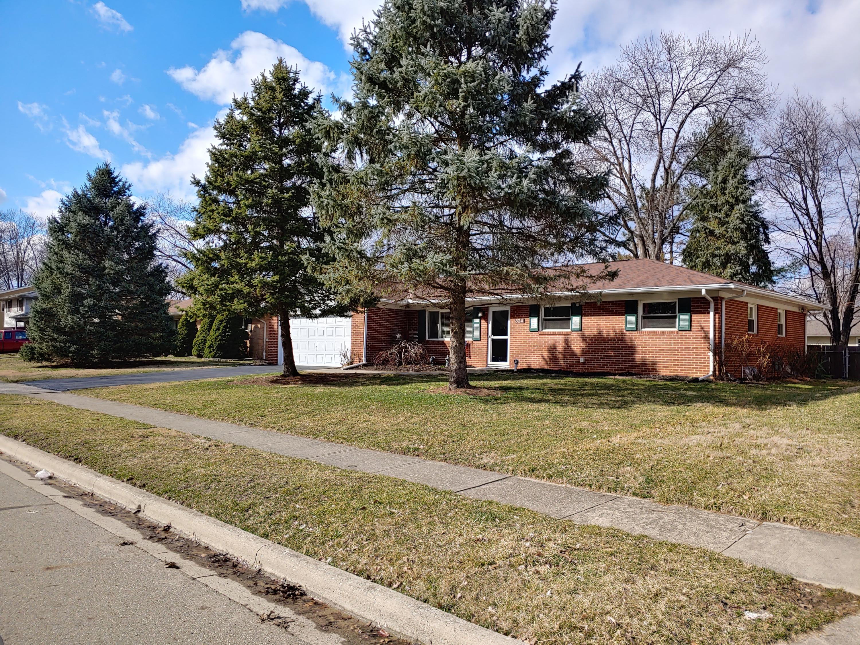 324 Dunbarton Road Columbus, OH 43230 - Photo 3 of 26