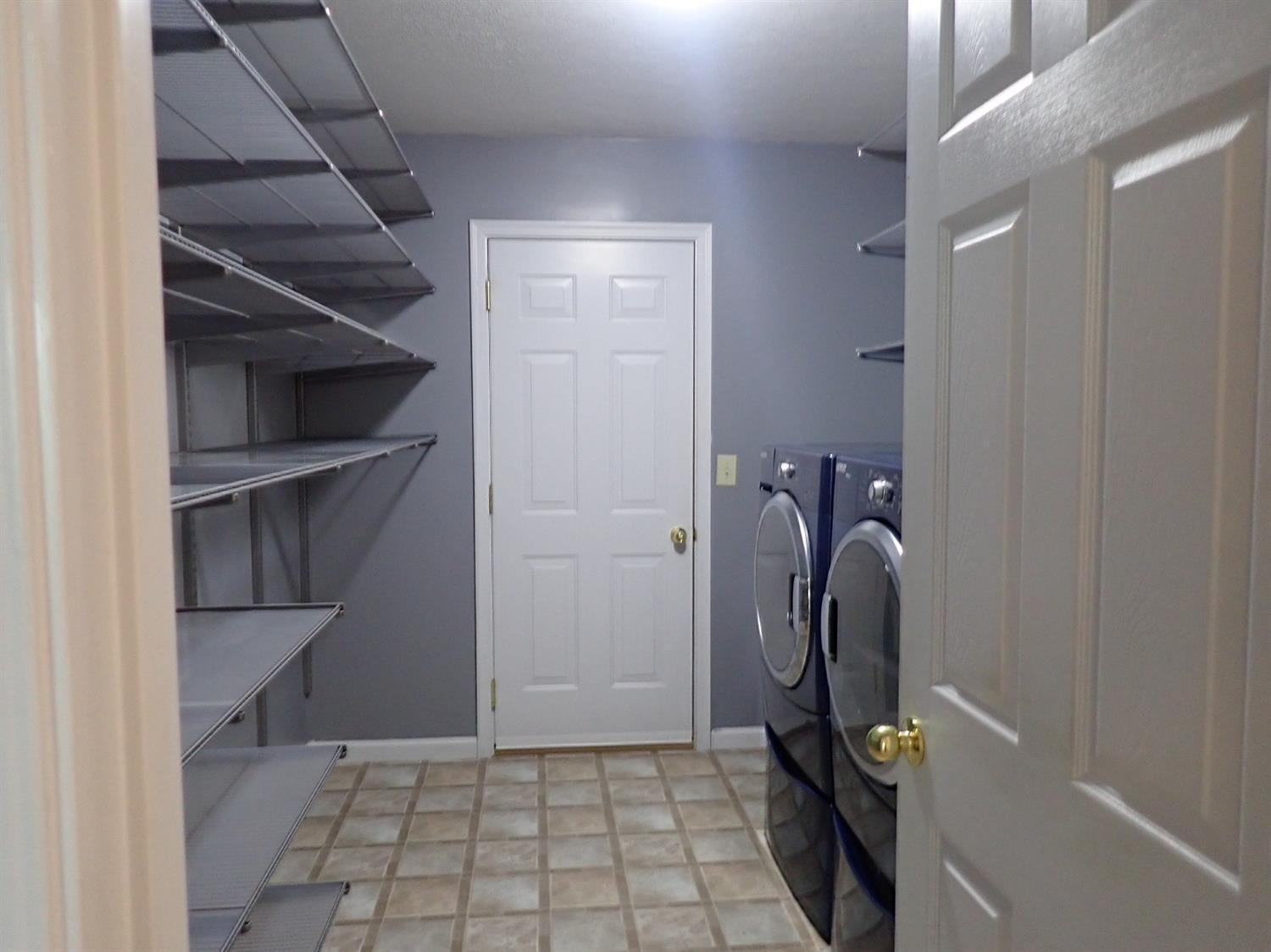 6305 SHOREACRES Court Hamilton, OH 45011 - Photo 19 of 31