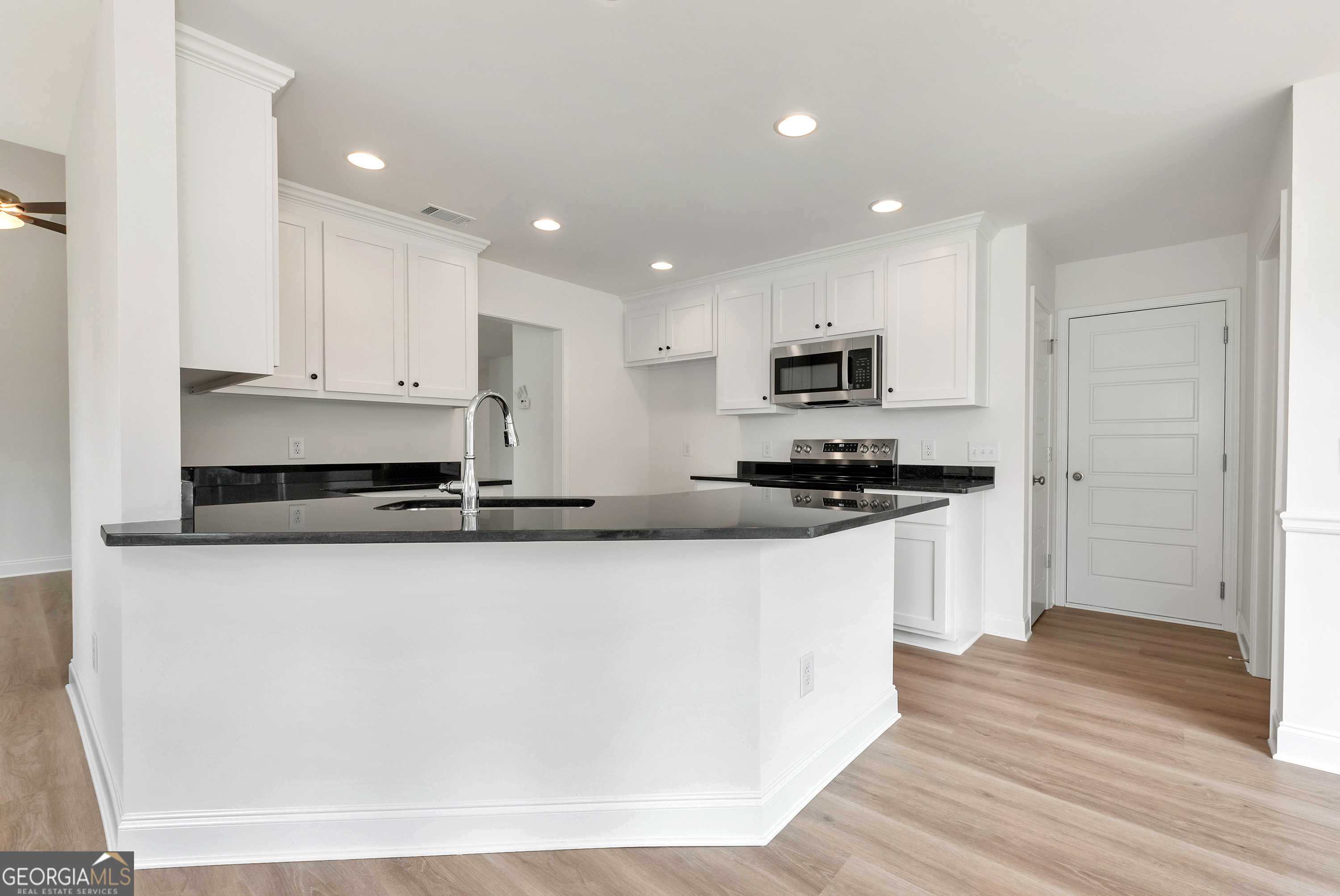 422 Myles Way Winder, GA 30680 - Photo 17 of 34 Gallery Image 17