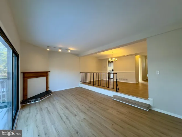 $2,150 | 113 Bourbon Court, Parkville, MD 21234