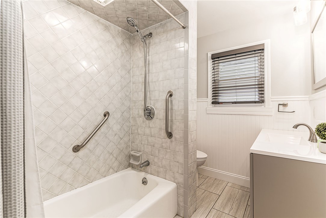 76 Crossland Road West Warwick, RI 02893 - Photo 20 of 29