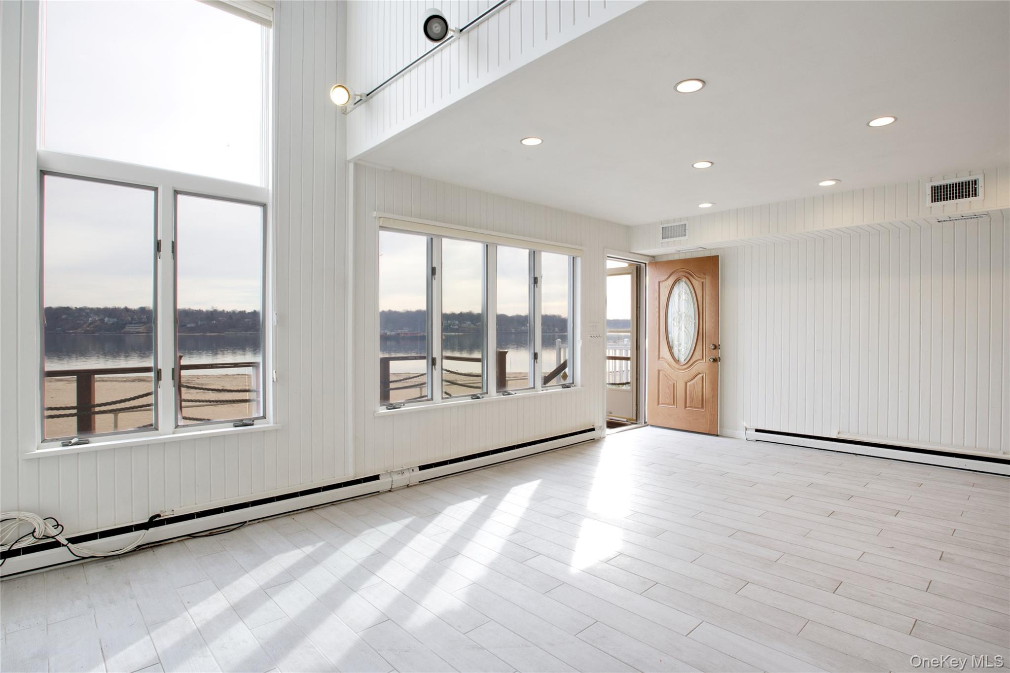 75-02 West Shore Road, Unit 2 Port Washington, NY 11050 - Photo 4 of 12