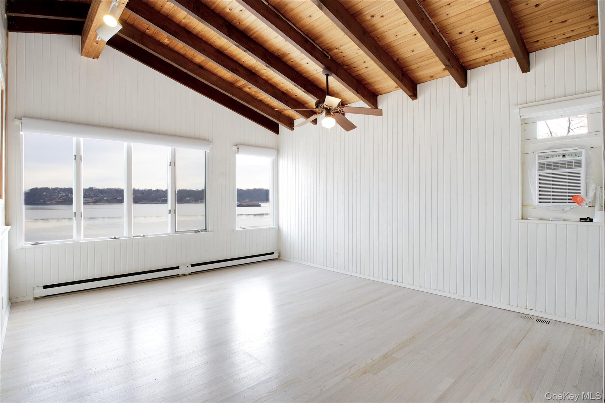 75-02 West Shore Road, Unit 2 Port Washington, NY 11050 - Photo 7 of 10