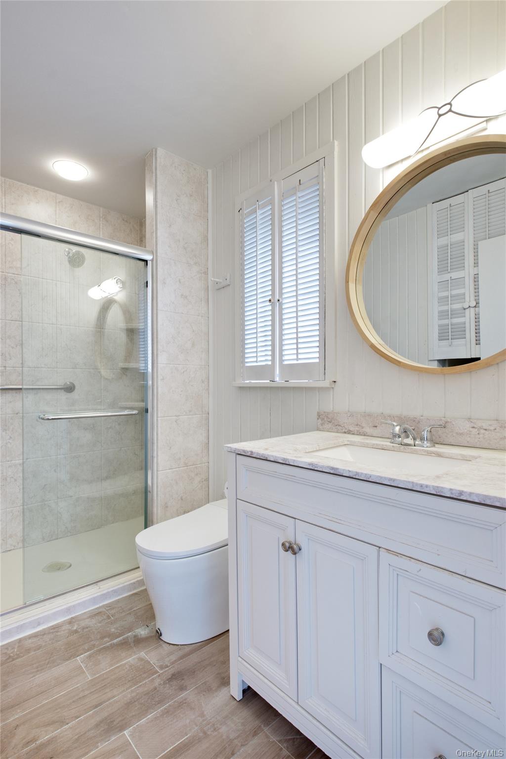 75-02 West Shore Road, Unit 2 Port Washington, NY 11050 - Photo 9 of 10