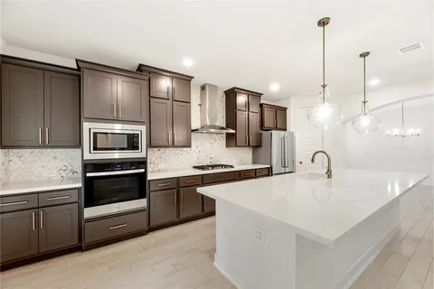 $550,000 | 981 Cortez Creek Drive, Conroe, TX 77304