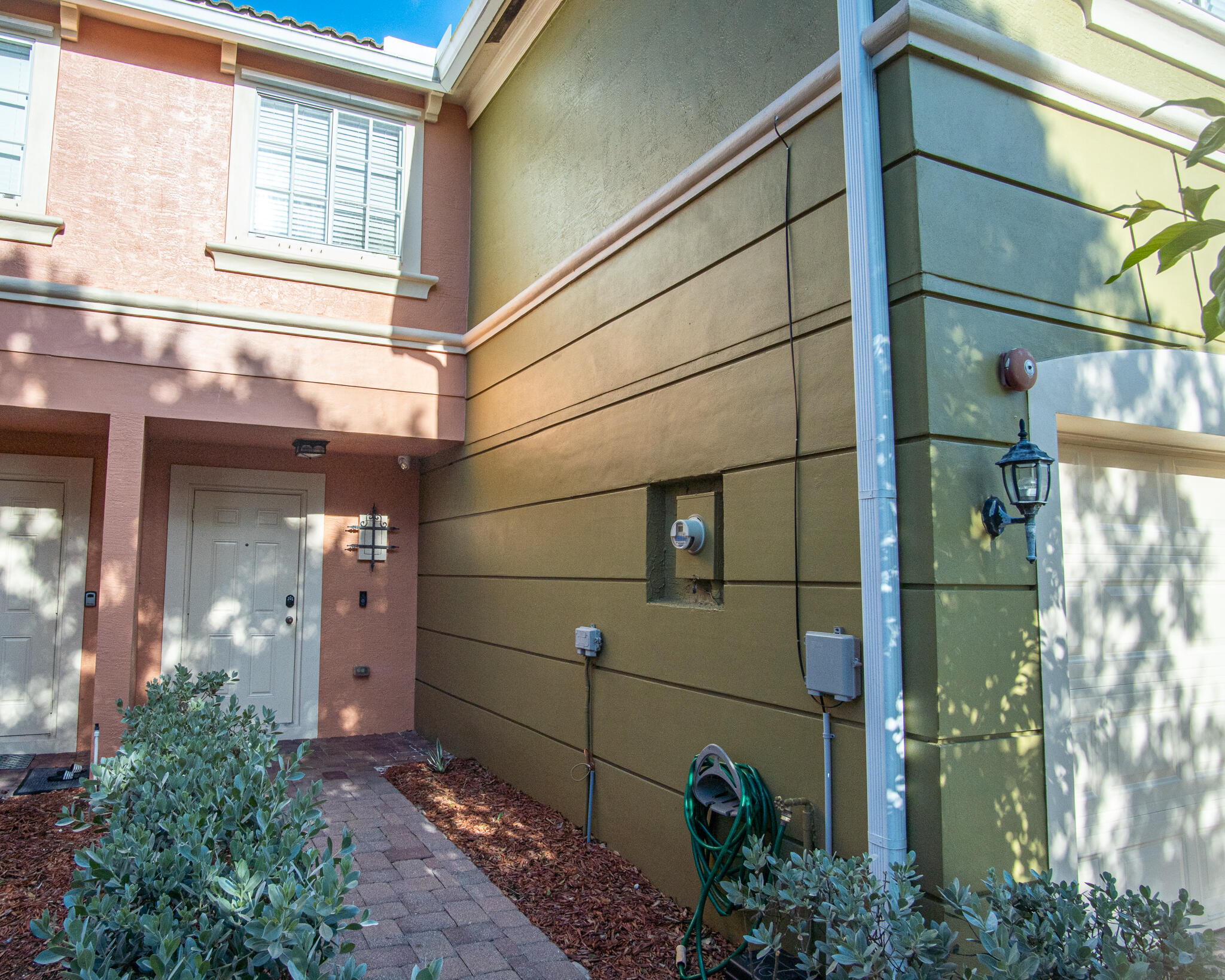 5359 Southeast Mitchell Lane Stuart, FL 34997 - Photo 4 of 21 5359-mitchell-18