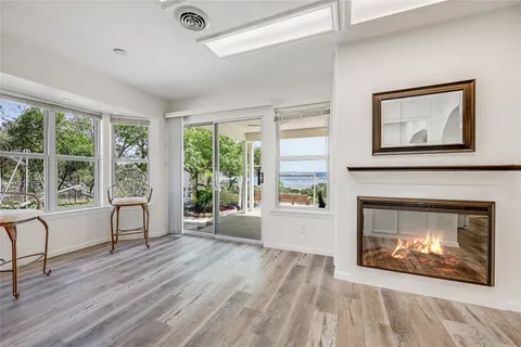 $1,350,000 | 19519 Draper Mountain Trail, Lago Vista, TX 78645