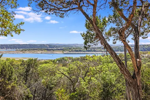 $1,350,000 | 19519 Draper Mountain Trail, Lago Vista, TX 78645