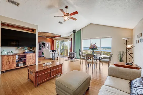 $1,350,000 | 19519 Draper Mountain Trail, Lago Vista, TX 78645