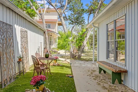 $1,350,000 | 19519 Draper Mountain Trail, Lago Vista, TX 78645