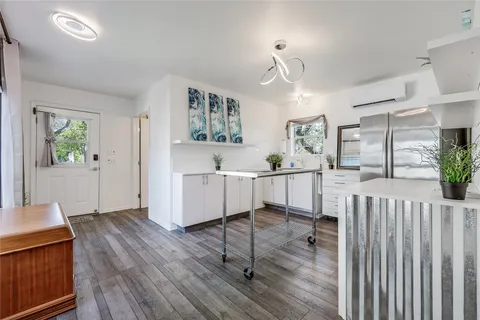 $1,350,000 | 19519 Draper Mountain Trail, Lago Vista, TX 78645