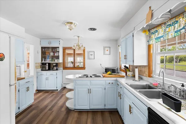 $375,000 | 330 North Sunset Drive, Broadway, VA 22815